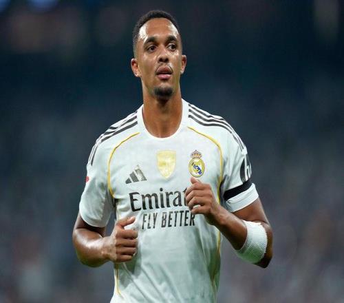 皇马巴斯克,斯观战湖人,克罗斯与东,MG,MG官网,MG电子,MG游戏,MG视讯